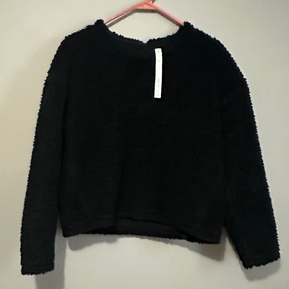 lululemon athletica Sweaters - lululemon athletica Black Crew Neck Sweater